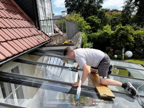 Gebäudereinigung und technische Instandhaltung